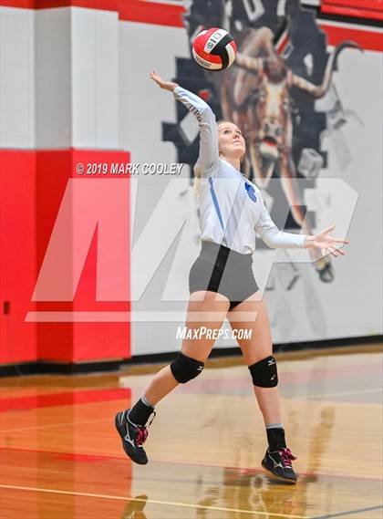 Thumbnail 3 in Wortham vs Chilton (UIL 2A Bi-District) photogallery.