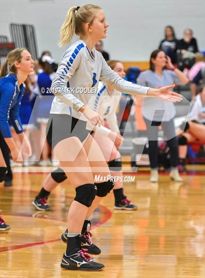 Thumbnail 2 in Wortham vs Chilton (UIL 2A Bi-District) photogallery.