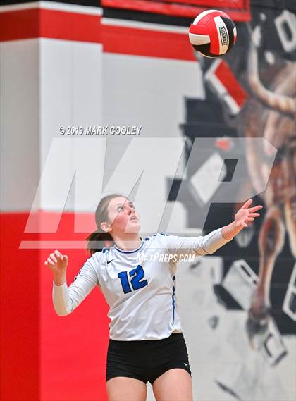 Thumbnail 2 in Wortham vs Chilton (UIL 2A Bi-District) photogallery.