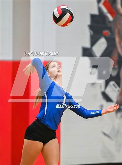Thumbnail 2 in Wortham vs Chilton (UIL 2A Bi-District) photogallery.