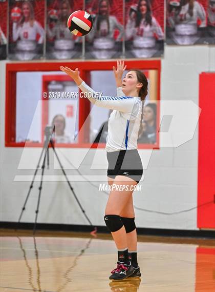 Thumbnail 3 in Wortham vs Chilton (UIL 2A Bi-District) photogallery.