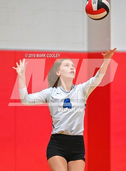 Thumbnail 2 in Wortham vs Chilton (UIL 2A Bi-District) photogallery.