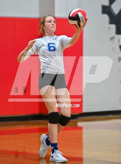 Thumbnail 3 in Wortham vs Chilton (UIL 2A Bi-District) photogallery.