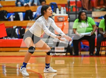 Thumbnail 1 in Wortham vs Chilton (UIL 2A Bi-District) photogallery.
