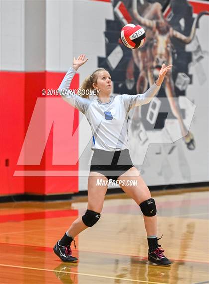 Thumbnail 2 in Wortham vs Chilton (UIL 2A Bi-District) photogallery.