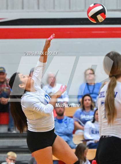Thumbnail 3 in Wortham vs Chilton (UIL 2A Bi-District) photogallery.