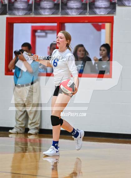 Thumbnail 2 in Wortham vs Chilton (UIL 2A Bi-District) photogallery.