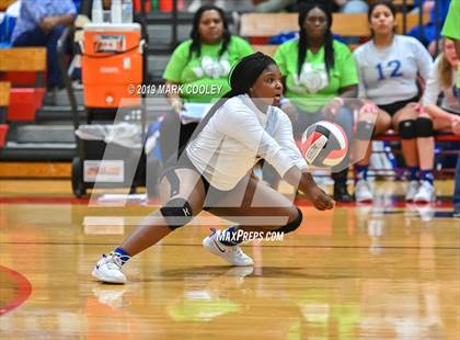 Thumbnail 3 in Wortham vs Chilton (UIL 2A Bi-District) photogallery.