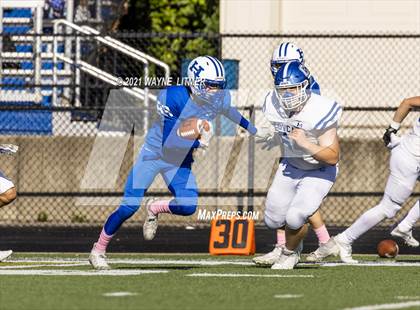 Thumbnail 2 in Highlands @ Covington Catholic photogallery.