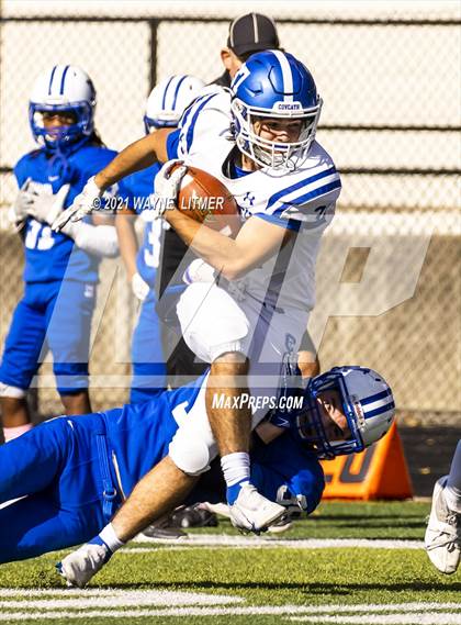 Thumbnail 1 in Highlands @ Covington Catholic photogallery.