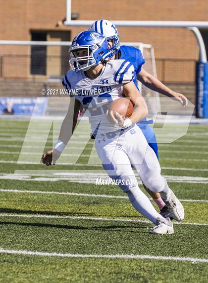 Thumbnail 3 in Highlands @ Covington Catholic photogallery.