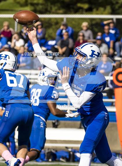Thumbnail 3 in Highlands @ Covington Catholic photogallery.