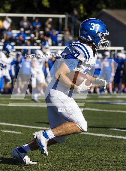 Thumbnail 2 in Highlands @ Covington Catholic photogallery.