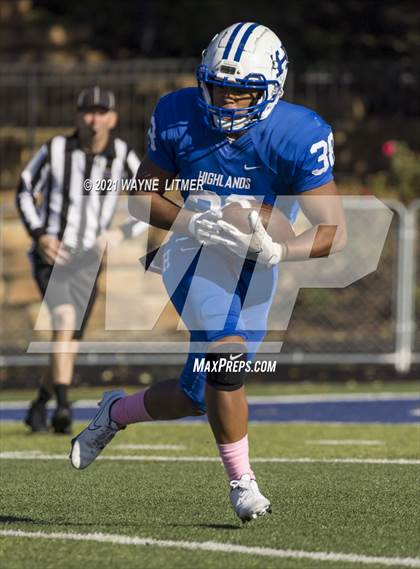 Thumbnail 3 in Highlands @ Covington Catholic photogallery.