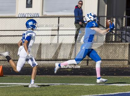 Thumbnail 3 in Highlands @ Covington Catholic photogallery.