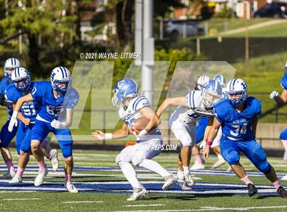 Thumbnail 1 in Highlands @ Covington Catholic photogallery.