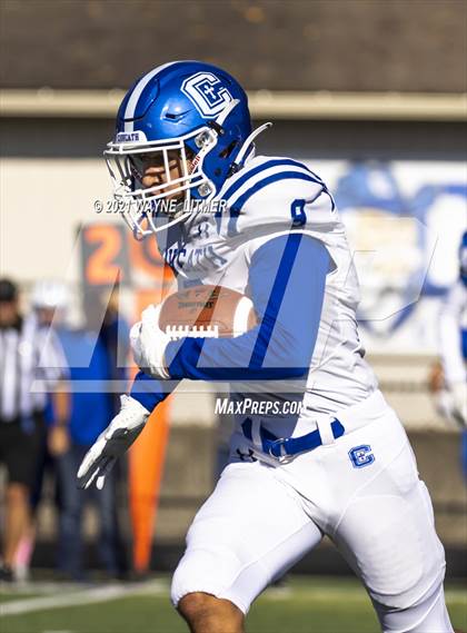 Thumbnail 3 in Highlands @ Covington Catholic photogallery.