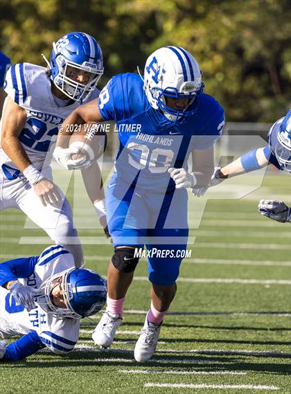 Thumbnail 1 in Highlands @ Covington Catholic photogallery.