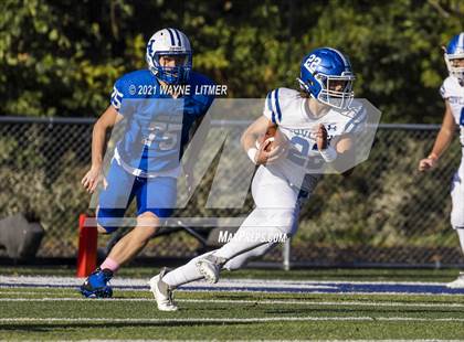 Thumbnail 1 in Highlands @ Covington Catholic photogallery.