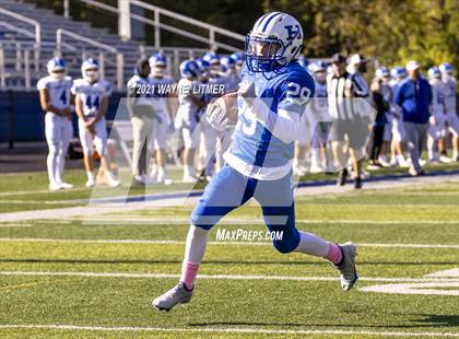 Thumbnail 2 in Highlands @ Covington Catholic photogallery.