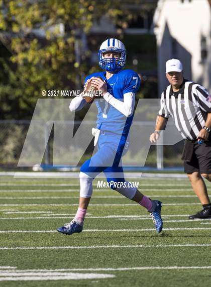 Thumbnail 3 in Highlands @ Covington Catholic photogallery.