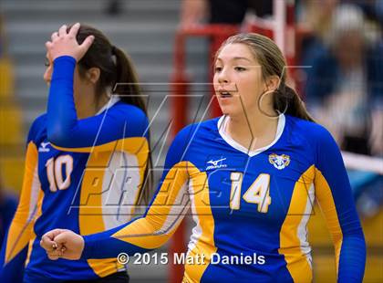Thumbnail 1 in Lakewood vs. Rampart (CHSAA 5A Region 12 Playoff) photogallery.