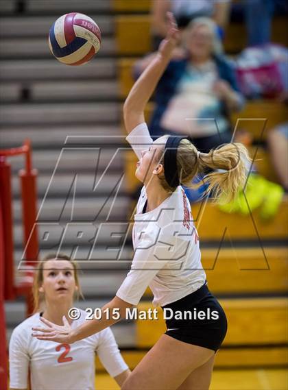 Thumbnail 2 in Lakewood vs. Rampart (CHSAA 5A Region 12 Playoff) photogallery.