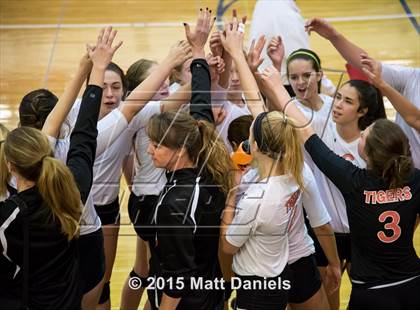 Thumbnail 1 in Lakewood vs. Rampart (CHSAA 5A Region 12 Playoff) photogallery.