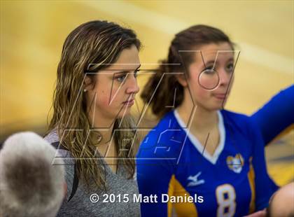 Thumbnail 3 in Lakewood vs. Rampart (CHSAA 5A Region 12 Playoff) photogallery.