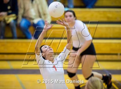 Thumbnail 2 in Lakewood vs. Rampart (CHSAA 5A Region 12 Playoff) photogallery.