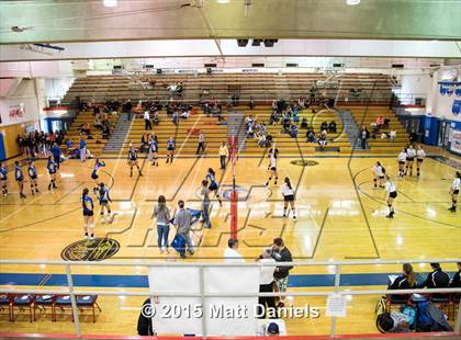 Thumbnail 3 in Lakewood vs. Rampart (CHSAA 5A Region 12 Playoff) photogallery.