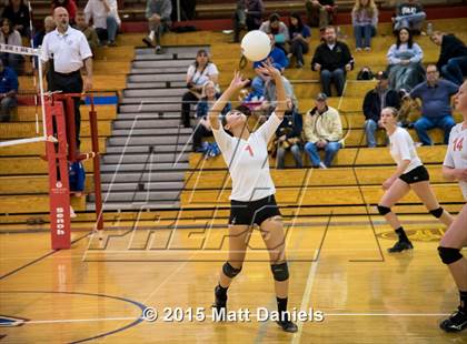 Thumbnail 3 in Lakewood vs. Rampart (CHSAA 5A Region 12 Playoff) photogallery.