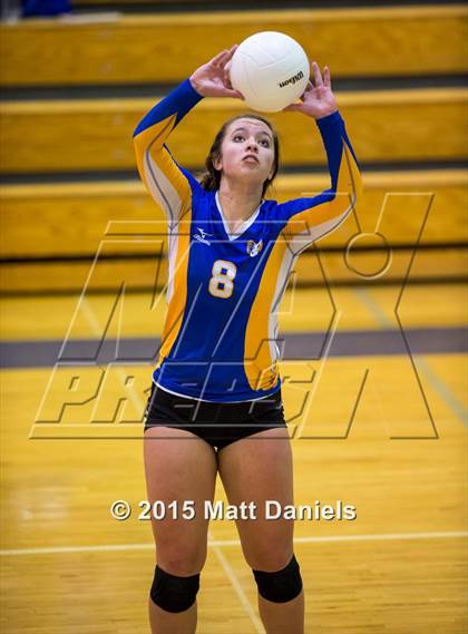 Thumbnail 1 in Lakewood vs. Rampart (CHSAA 5A Region 12 Playoff) photogallery.