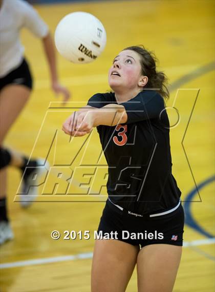 Thumbnail 1 in Lakewood vs. Rampart (CHSAA 5A Region 12 Playoff) photogallery.
