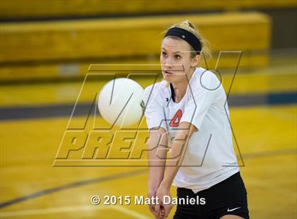 Thumbnail 3 in Lakewood vs. Rampart (CHSAA 5A Region 12 Playoff) photogallery.