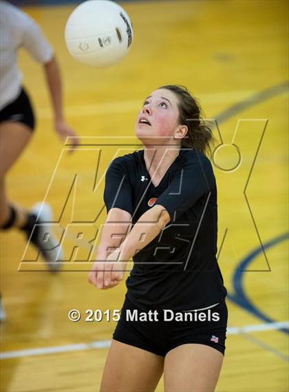 Thumbnail 3 in Lakewood vs. Rampart (CHSAA 5A Region 12 Playoff) photogallery.