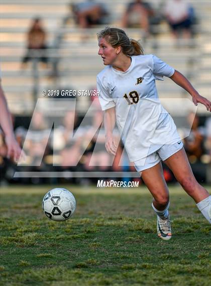 Thumbnail 2 in R.J. Reynolds vs. Porter Ridge (NCHSAA 4A Round 1 Playoff) photogallery.