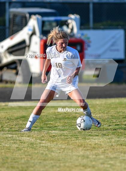 Thumbnail 3 in R.J. Reynolds vs. Porter Ridge (NCHSAA 4A Round 1 Playoff) photogallery.