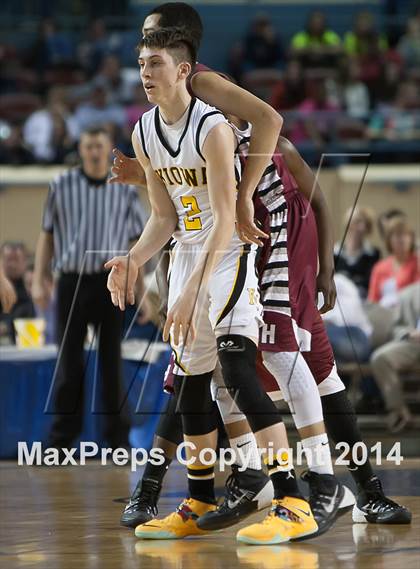Thumbnail 2 in Kiowa vs. Hollis (OSSAA Class A Semifinal) photogallery.
