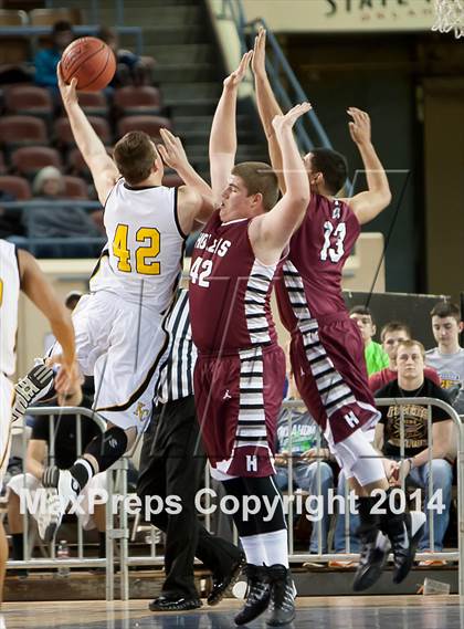 Thumbnail 3 in Kiowa vs. Hollis (OSSAA Class A Semifinal) photogallery.