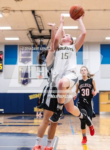 Thumbnail 1 in Wellesley @ Needham photogallery.