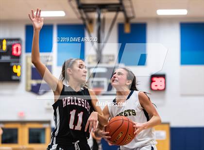 Thumbnail 1 in Wellesley @ Needham photogallery.
