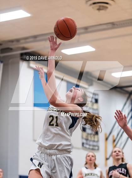 Thumbnail 2 in Wellesley @ Needham photogallery.
