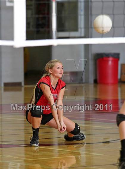 Thumbnail 2 in Shasta @ Foothill photogallery.
