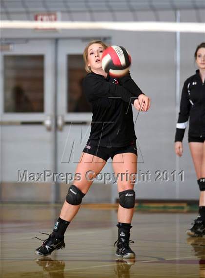 Thumbnail 3 in Shasta @ Foothill photogallery.