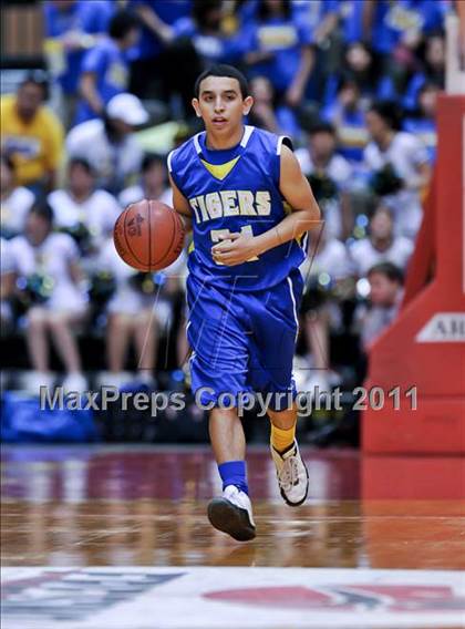 Thumbnail 2 in Tranquillity vs. Fresno Christian (CIF CS D5 Final) photogallery.