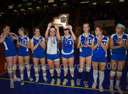Thumbnail 1 in West Irondequoit vs Lindenhurst (NYSPHSAA Class AA Final) photogallery.