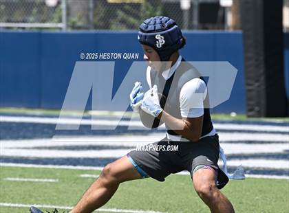 Thumbnail 2 in St. John Bosco vs. San Clemente (Brave 8 Invitational-Game 1) photogallery.