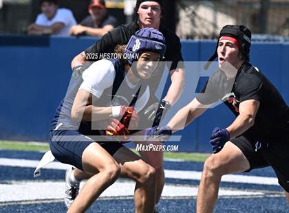 Thumbnail 3 in St. John Bosco vs. San Clemente (Brave 8 Invitational-Game 1) photogallery.