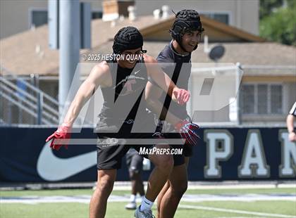 Thumbnail 2 in St. John Bosco vs. San Clemente (Brave 8 Invitational-Game 1) photogallery.